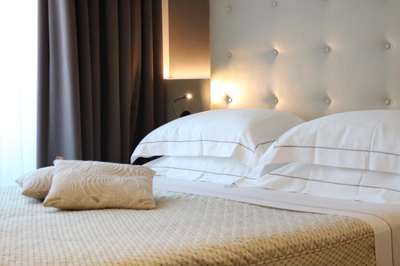 Majestic Beach Hotel & Wellness Bibione Exterior photo